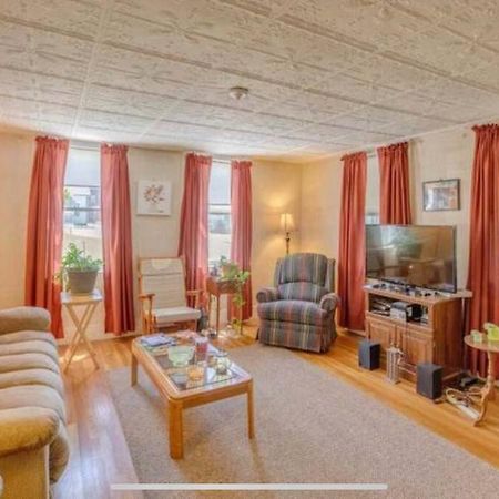 Cute 6-Bedroom Getaway In The Heart Of Littleton Kültér fotó