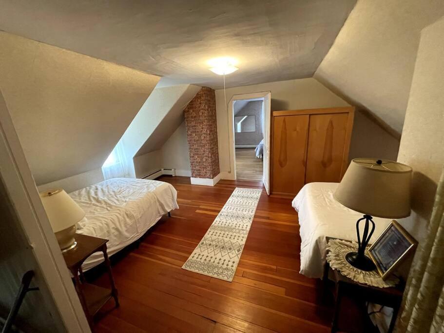 Cute 6-Bedroom Getaway In The Heart Of Littleton Kültér fotó