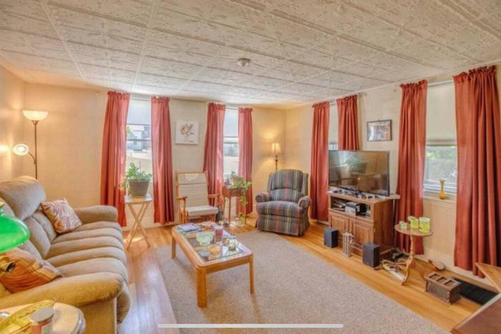Cute 6-Bedroom Getaway In The Heart Of Littleton Kültér fotó